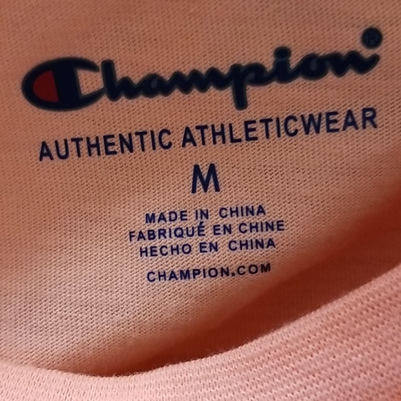 Girl's champion shortsleeve tshirt size medium - Picture 3 of 5